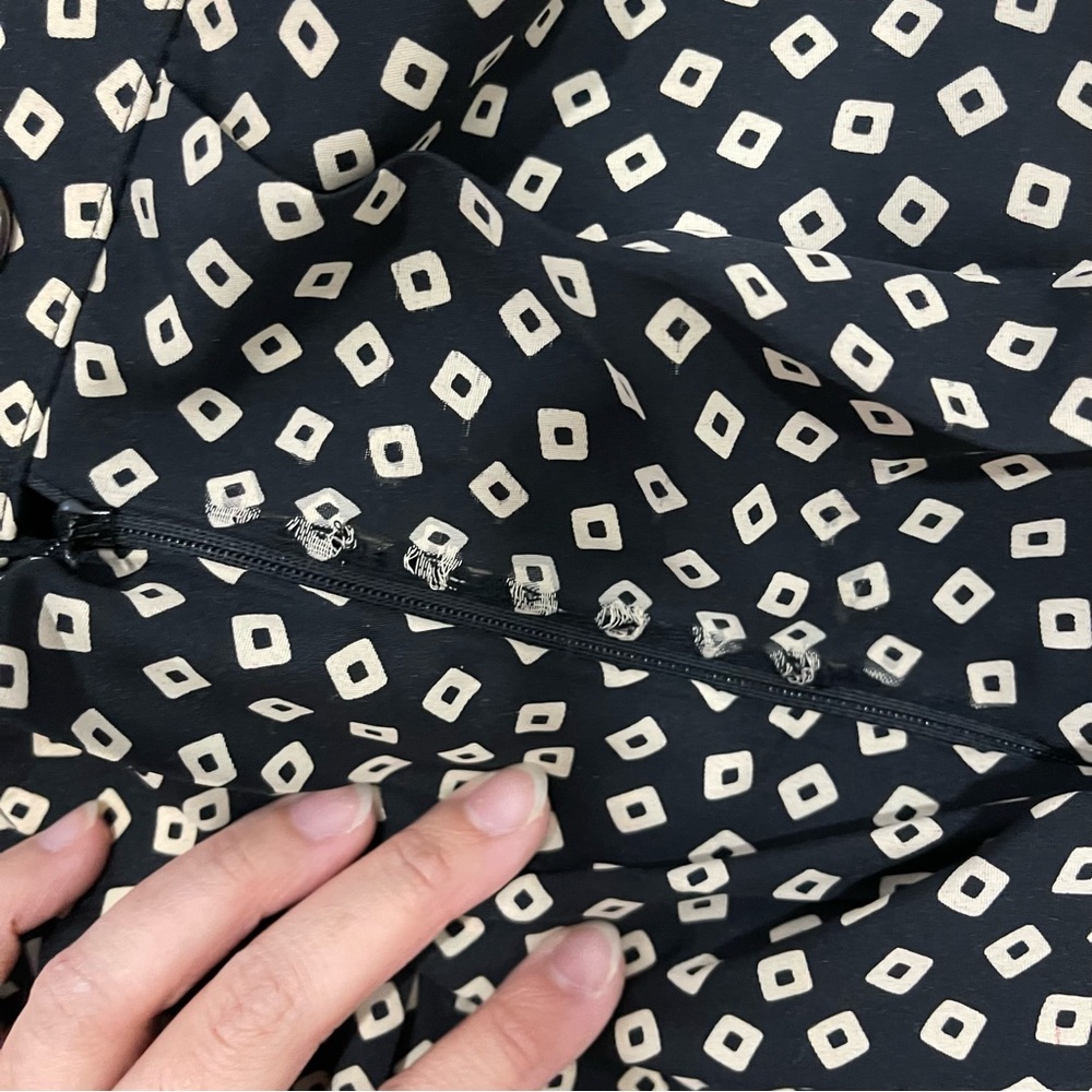 Patterned Skirt - Picture 6 of 7